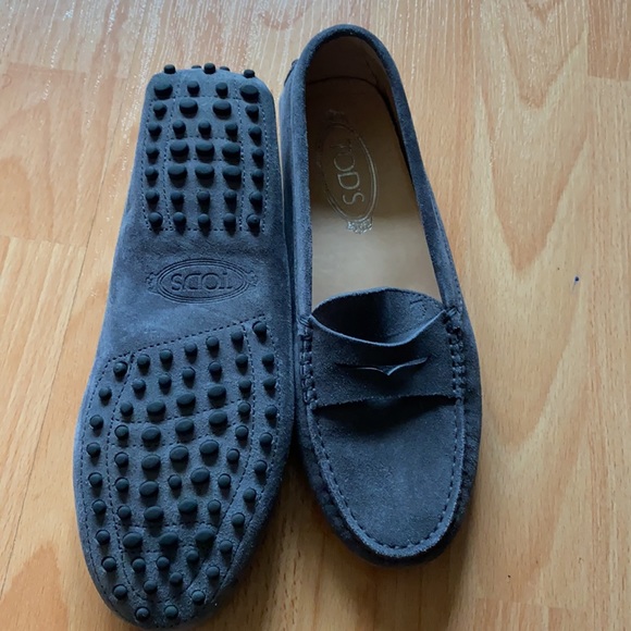 Tods loafers size 38. Brand new never warn. - Picture 2 of 3